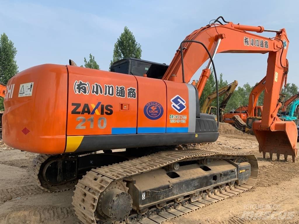 Hitachi ZX210G Telakaivukoneet