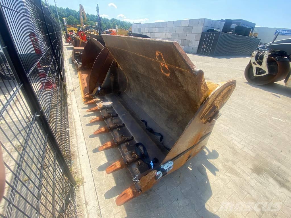 CAT 953 bucket Telaketjupuskutraktorit