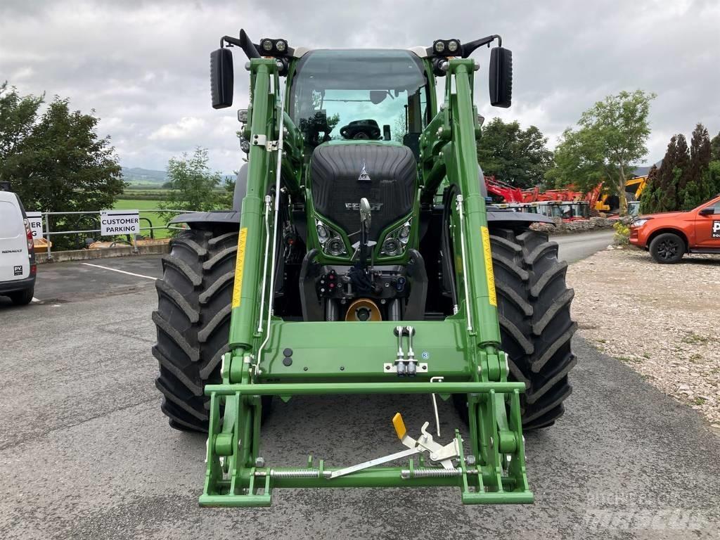 Fendt 724 Profi Plus Traktorit