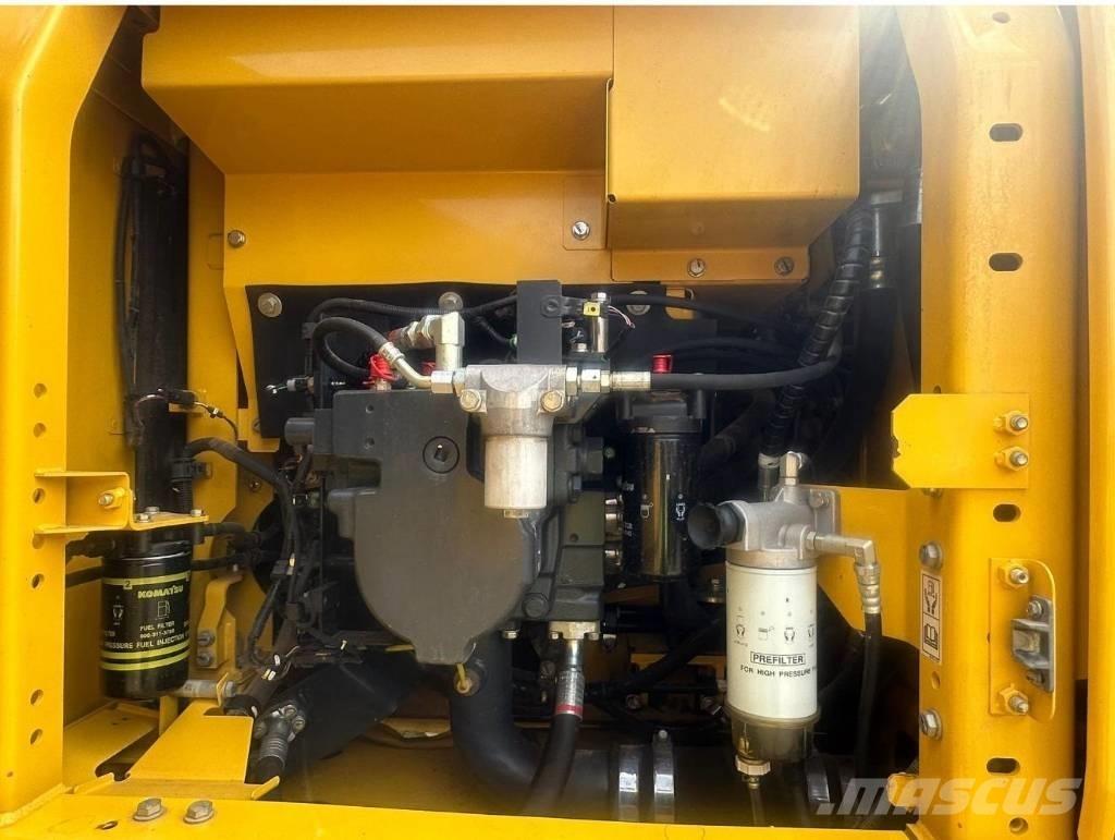 Komatsu PC 210 LC-11 Telakaivukoneet