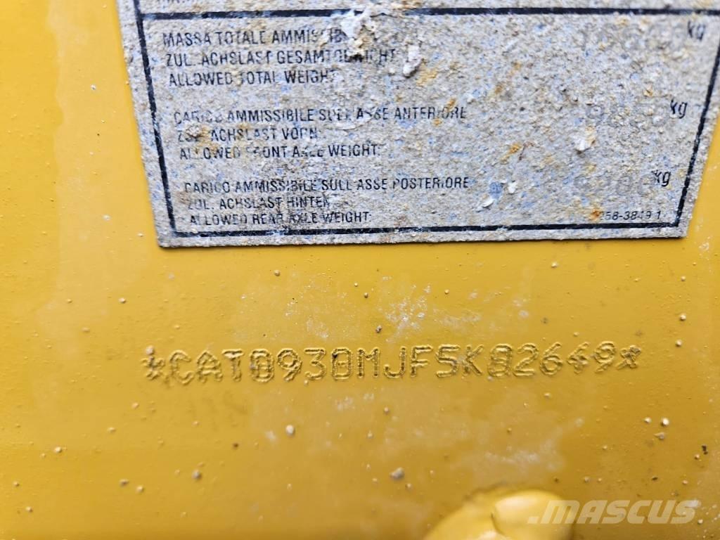 CAT 930 M Pyöräkuormaajat