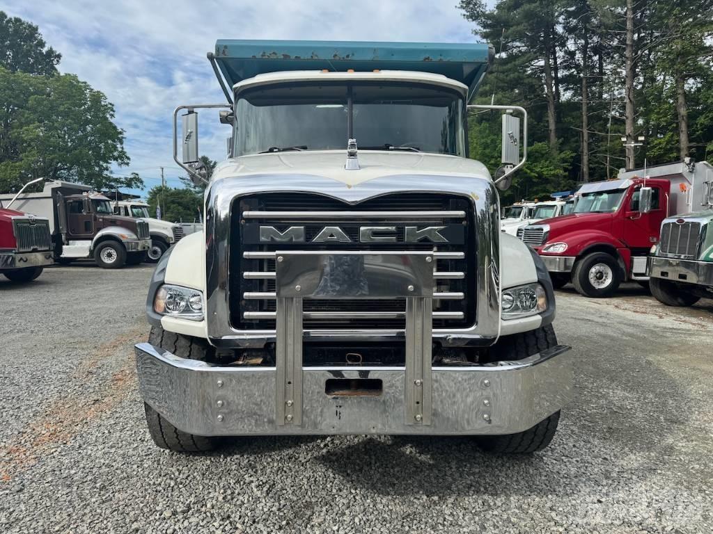 Mack Granite CT 713 Sora- ja kippiautot