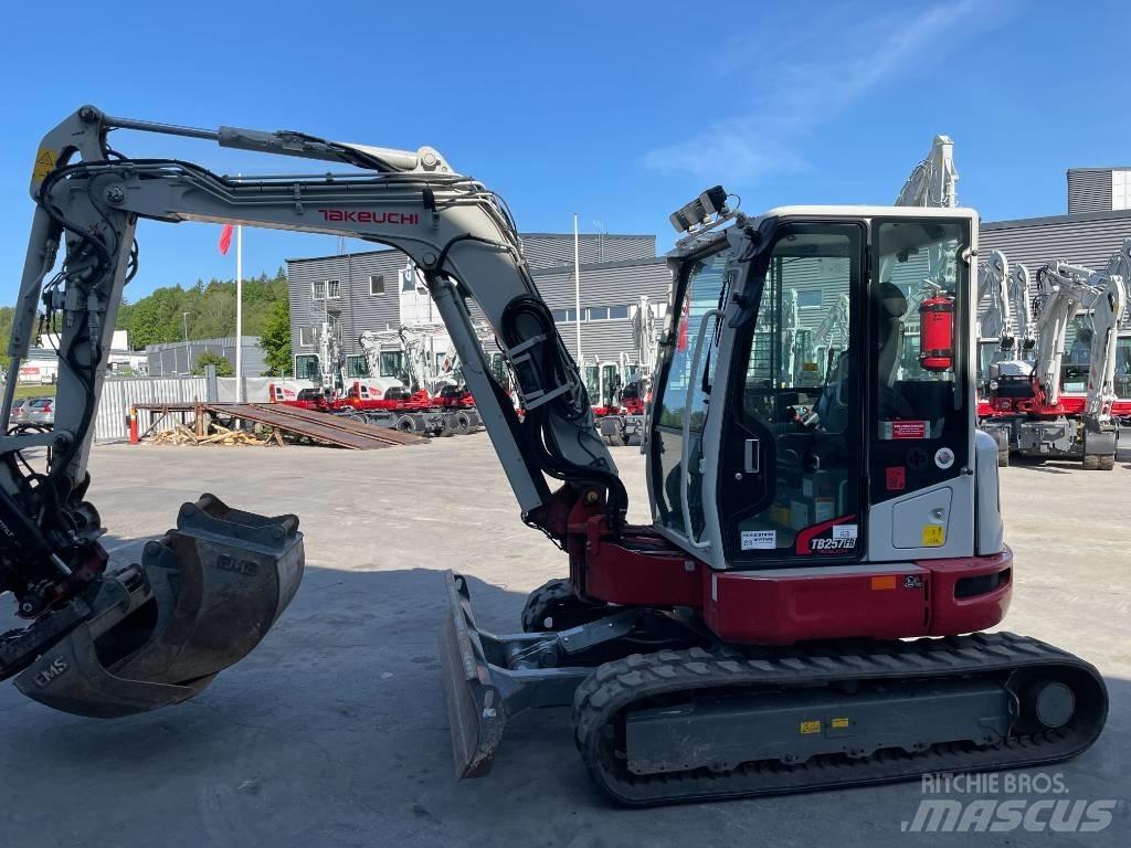 Takeuchi TB 257 FR Minikaivukoneet < 7t