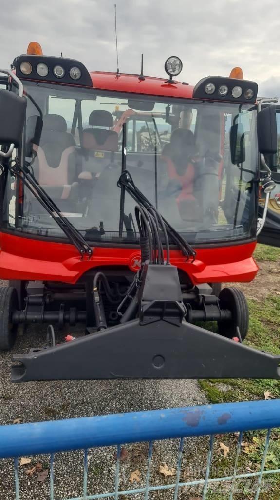  PistenBully  600 Rinnekoneet