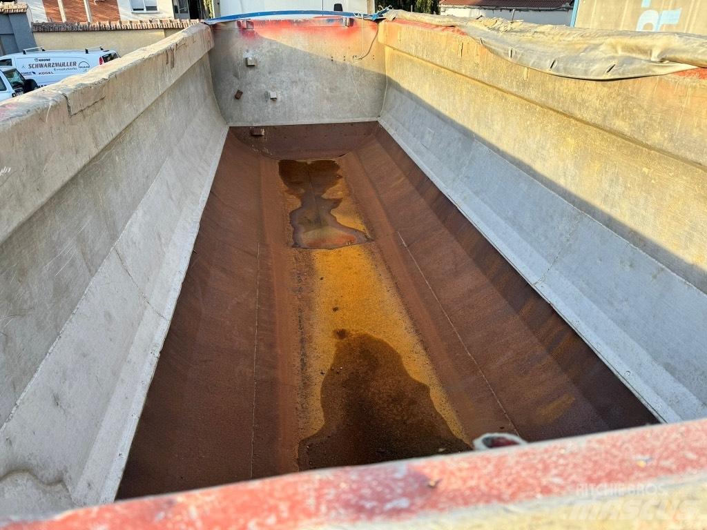 Kempf SKM 35/3 Kippipuoliperävaunut