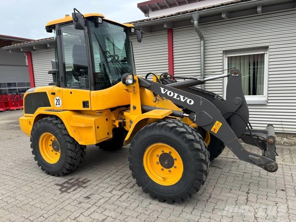 Volvo Radlader L30G Pyöräkuormaajat