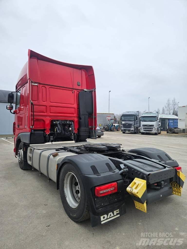 DAF 106.480 Vetopöytäautot