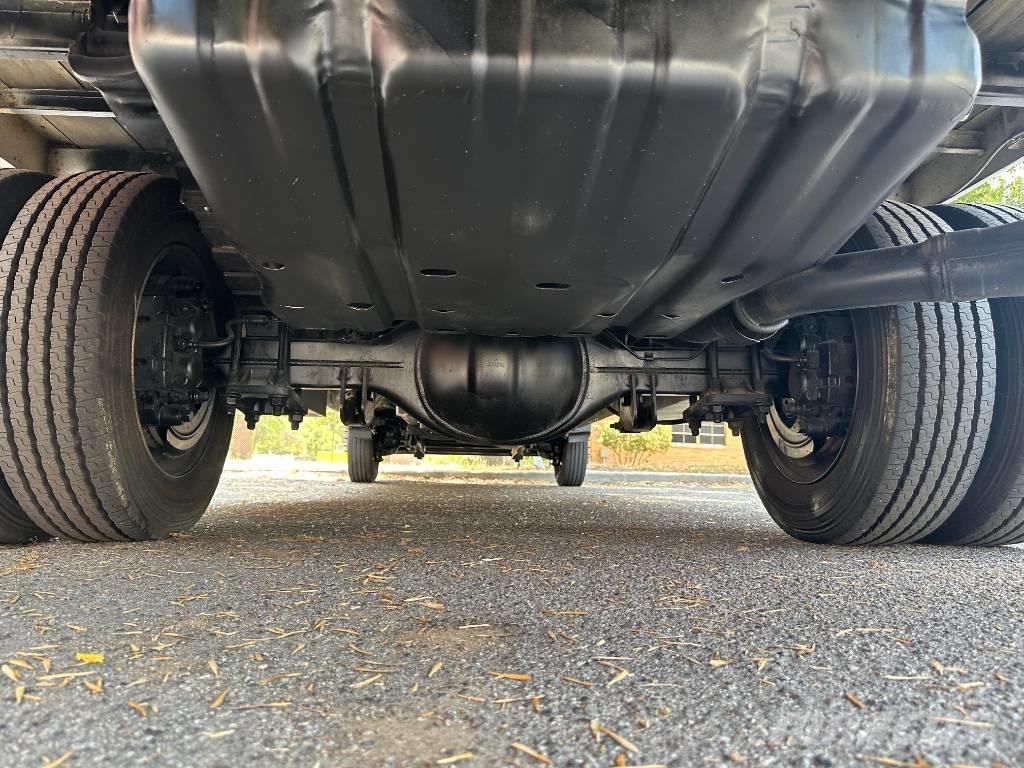 Ford F 450 SD Tienhoitoautot
