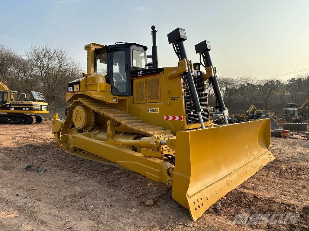 CAT D 8 R Telaketjupuskutraktorit