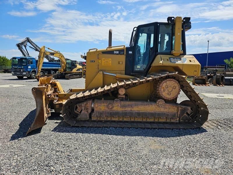 CAT D 6 N LGP Telaketjupuskutraktorit