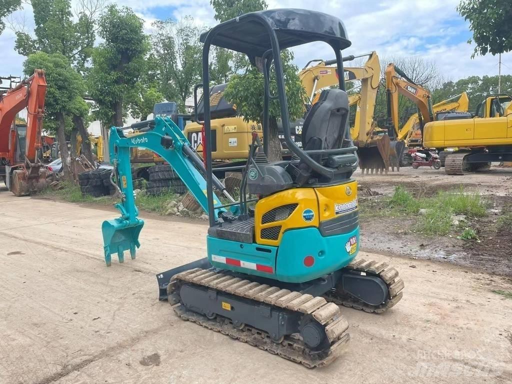 Kubota U17 Minikaivukoneet < 7t