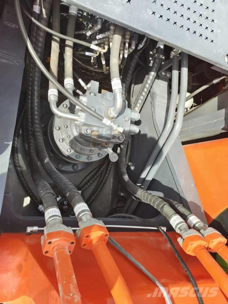 Doosan DX 300 LC-9C Telakaivukoneet