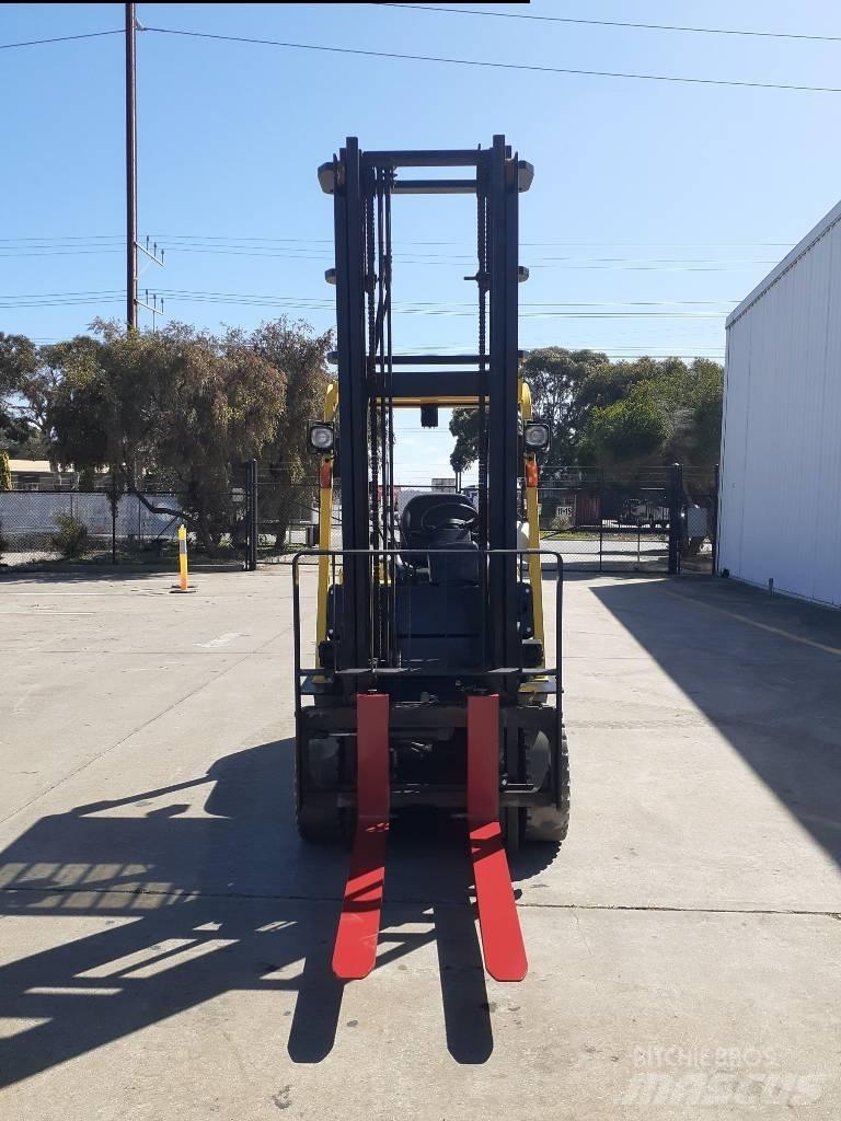 Hyster H2.5XT Nestekaasutrukit
