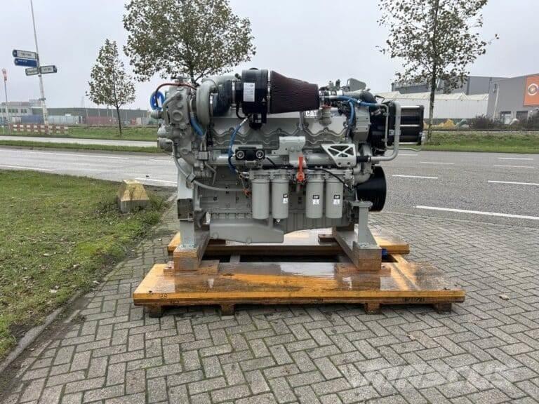 CAT C32 Merimoottorit