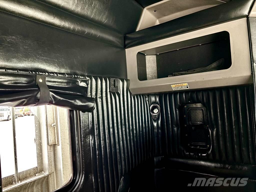 Kenworth T 800 Vetopöytäautot