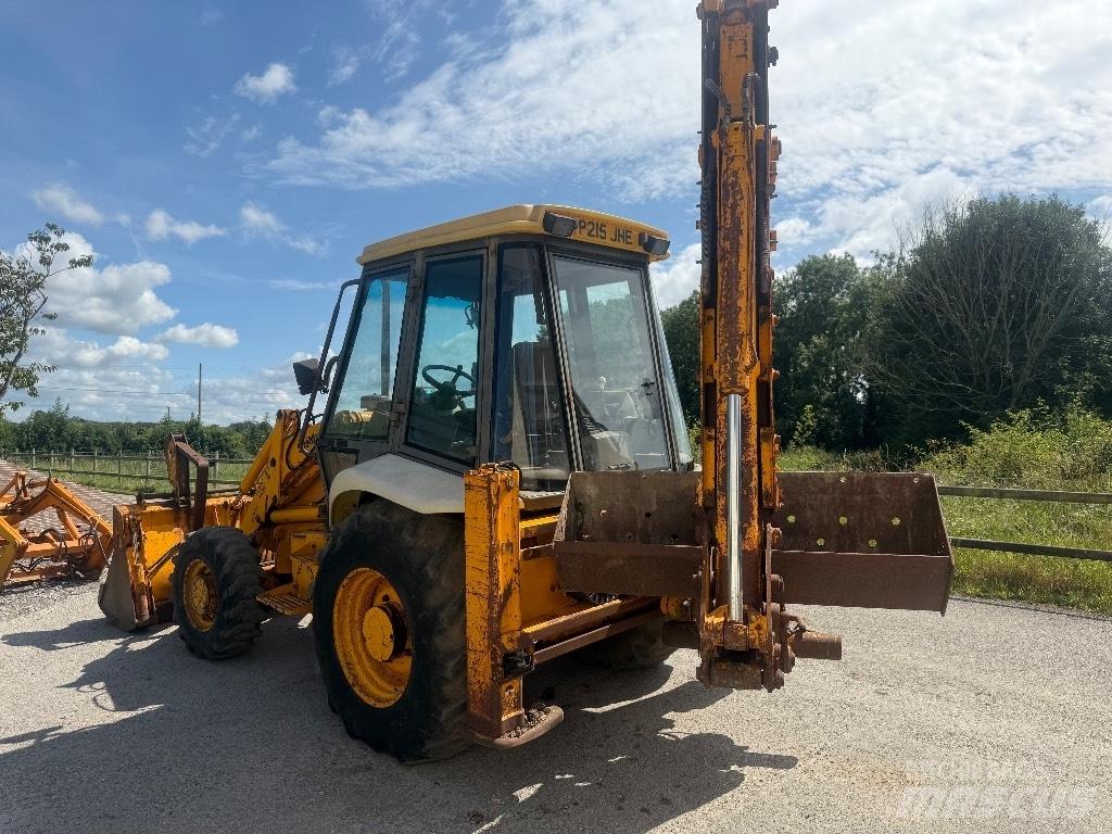JCB 3CX Sitemaster Kaivurikuormaajat