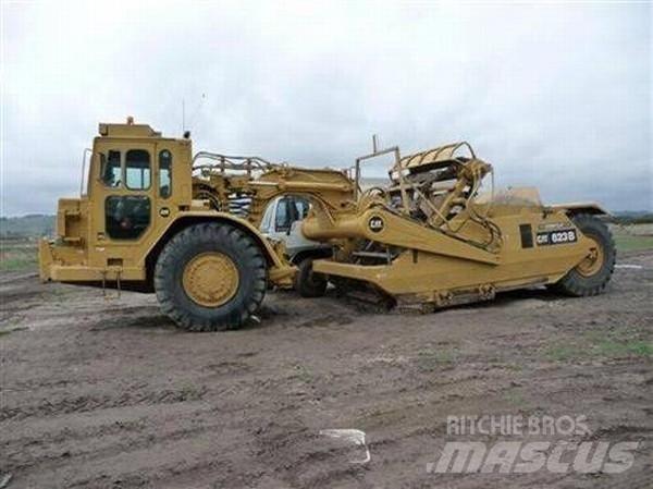 CAT 623B Pyöräkaivukoneet