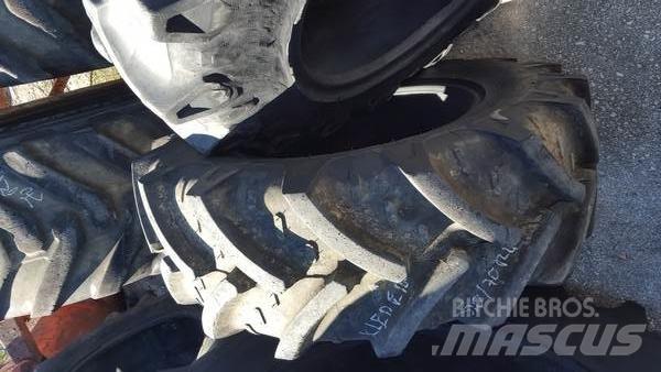  Pneu 320/70R20 Renkaat ja vanteet
