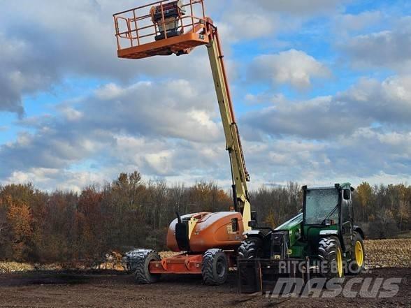 JLG 600AJ Kuukulkijat