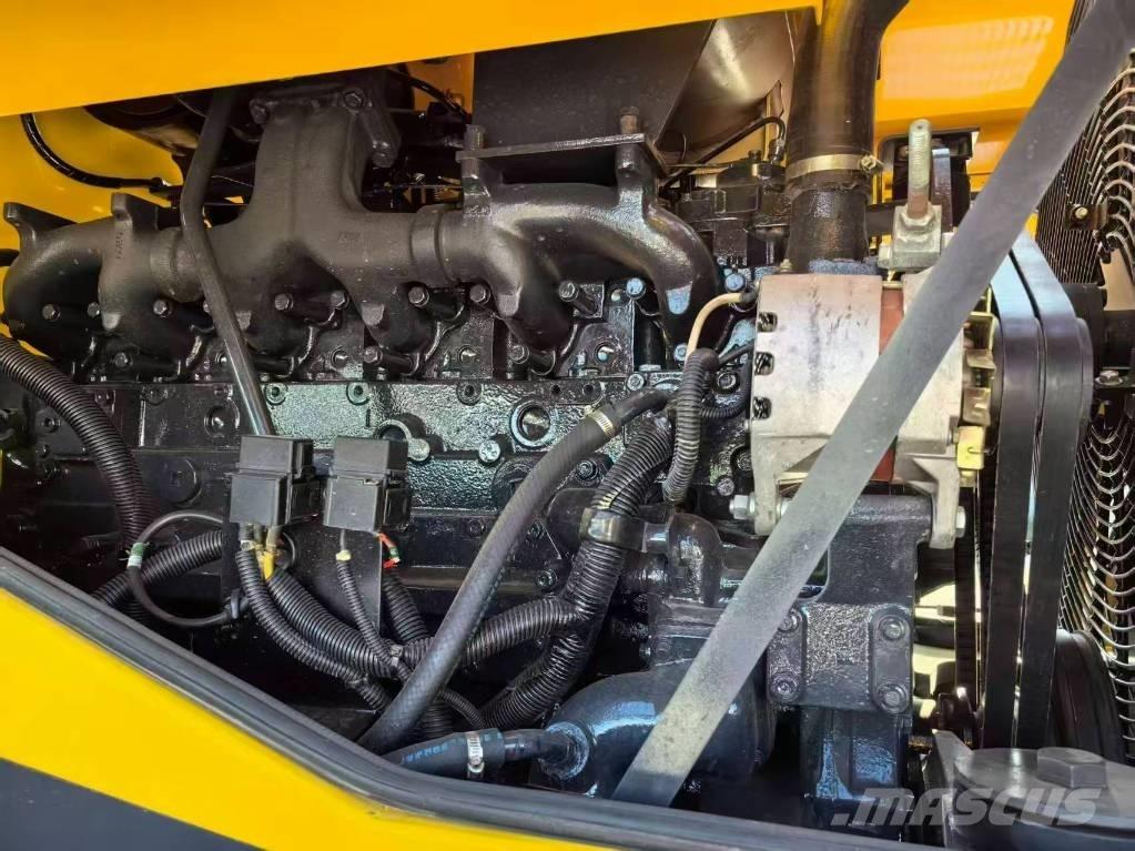 Komatsu WA 470 Pyöräkuormaajat