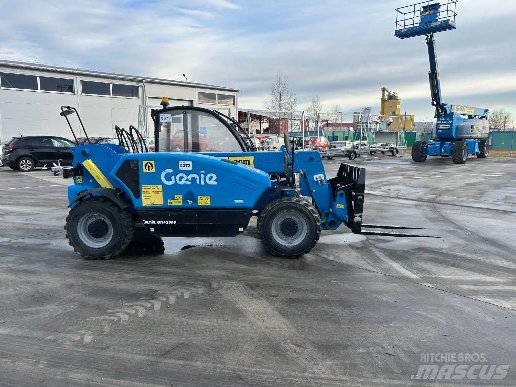 Genie GTH 2506 Kurottajat