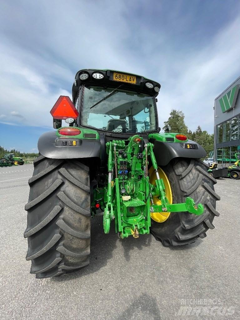 John Deere 6155 R Traktorit