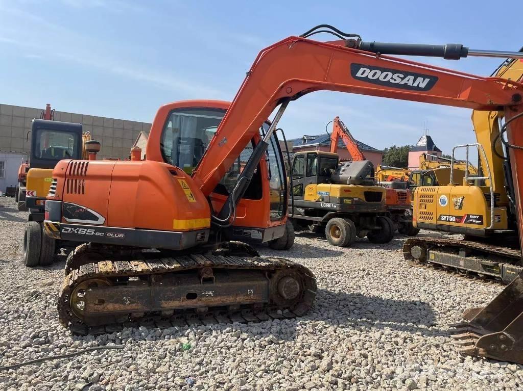 Doosan DX 85 Midikaivukoneet 7t - 12t