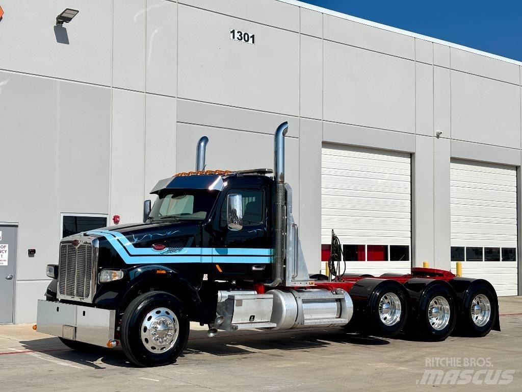 Peterbilt 567 Vetopöytäautot