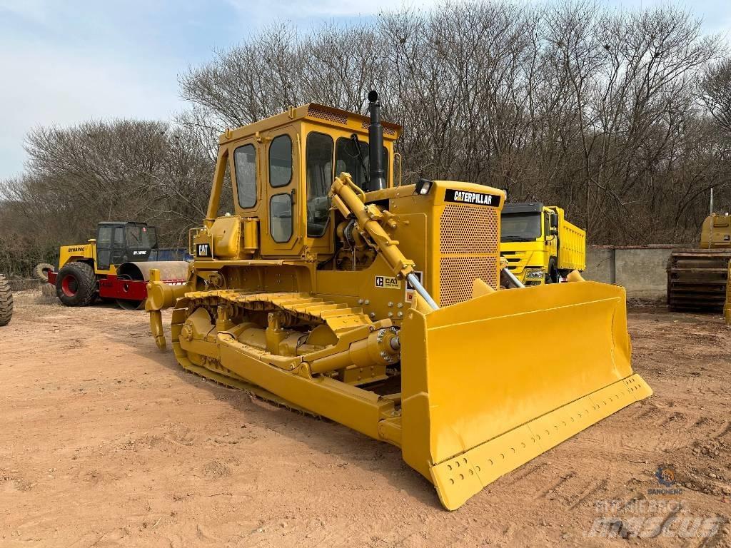 CAT D7G Telaketjupuskutraktorit