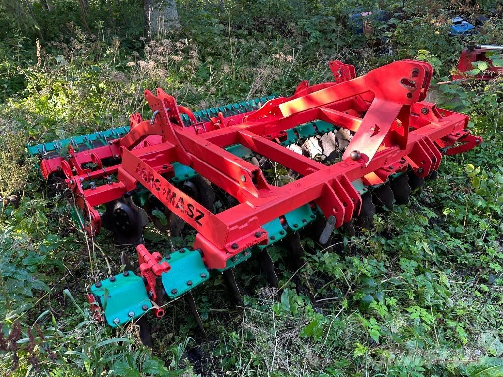 Agro-Masz BT30 Kiekkomultaimet ja lautasäkeet
