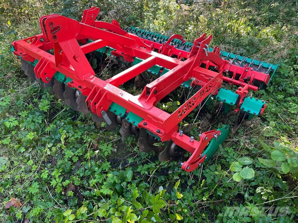 Agro-Masz BT30 Kiekkomultaimet ja lautasäkeet
