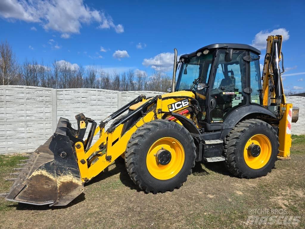 JCB 4 CX Kaivurikuormaajat