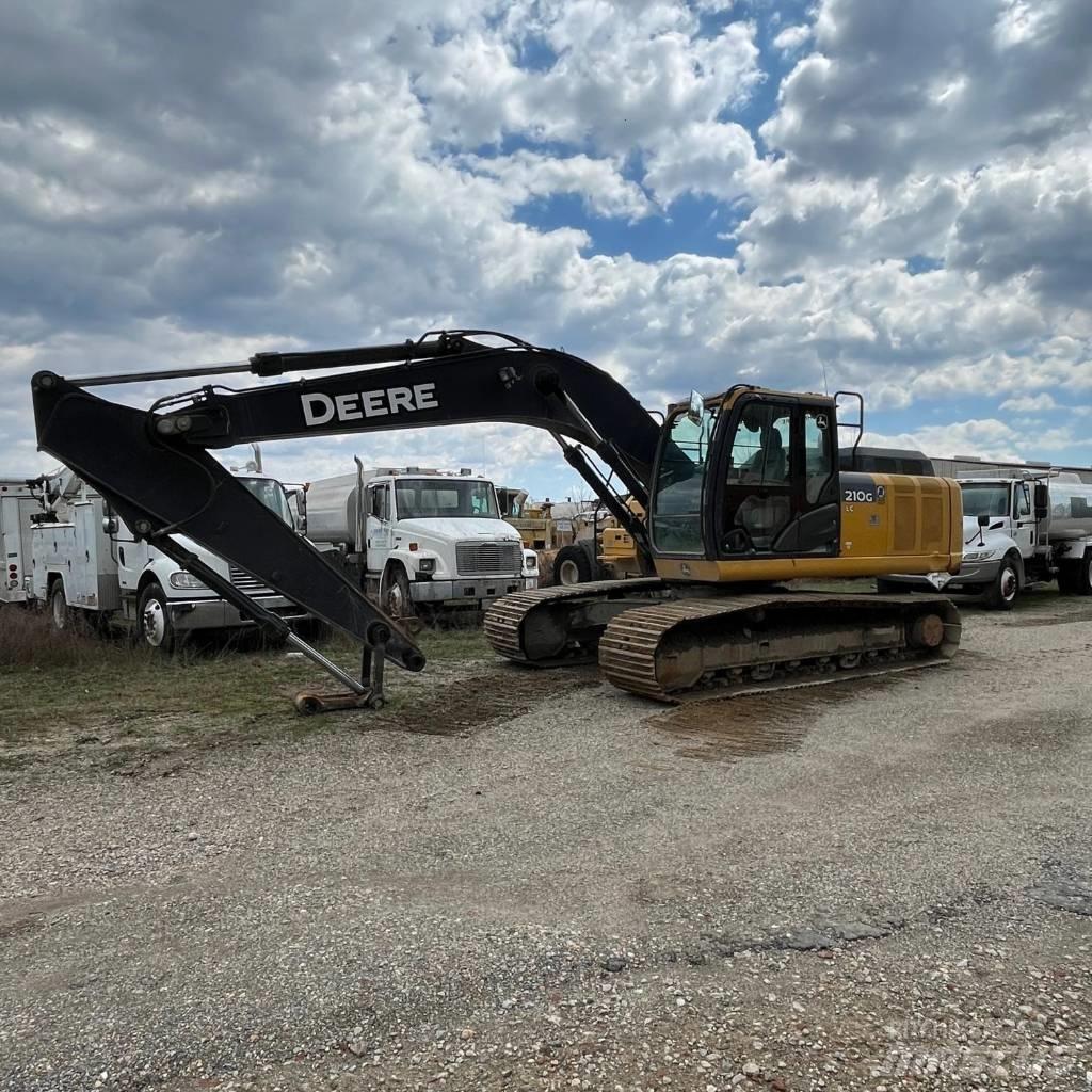 DEERE 210G Telakaivukoneet