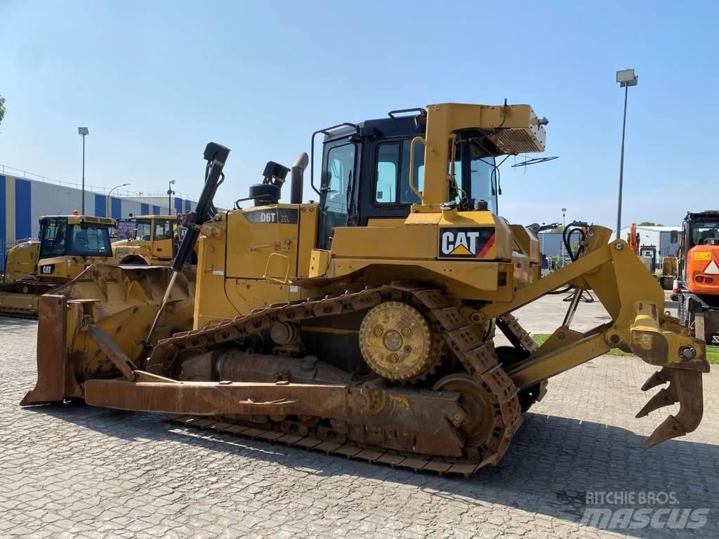 CAT D6T NVT Telaketjupuskutraktorit