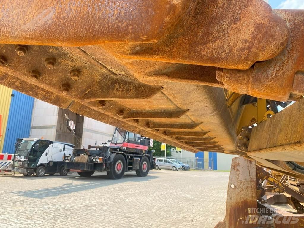 CAT D6T NVT Telaketjupuskutraktorit