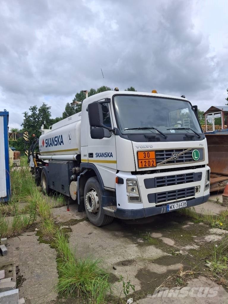  Volvo/Stokota FM/CS Säiliöautot
