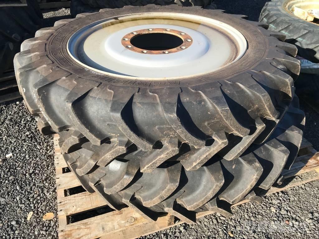  Misc Row Crop Welded Renkaat ja vanteet