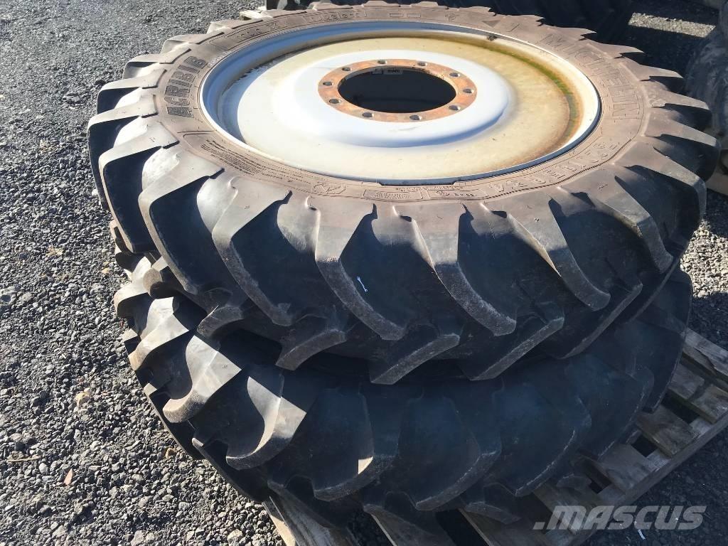  Misc Row Crop Welded Renkaat ja vanteet