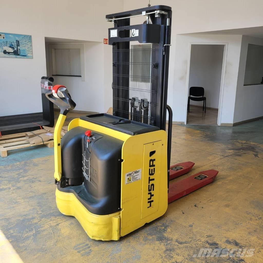 Hyster S1.4iL Käyden ajettavat pinoamistrukit