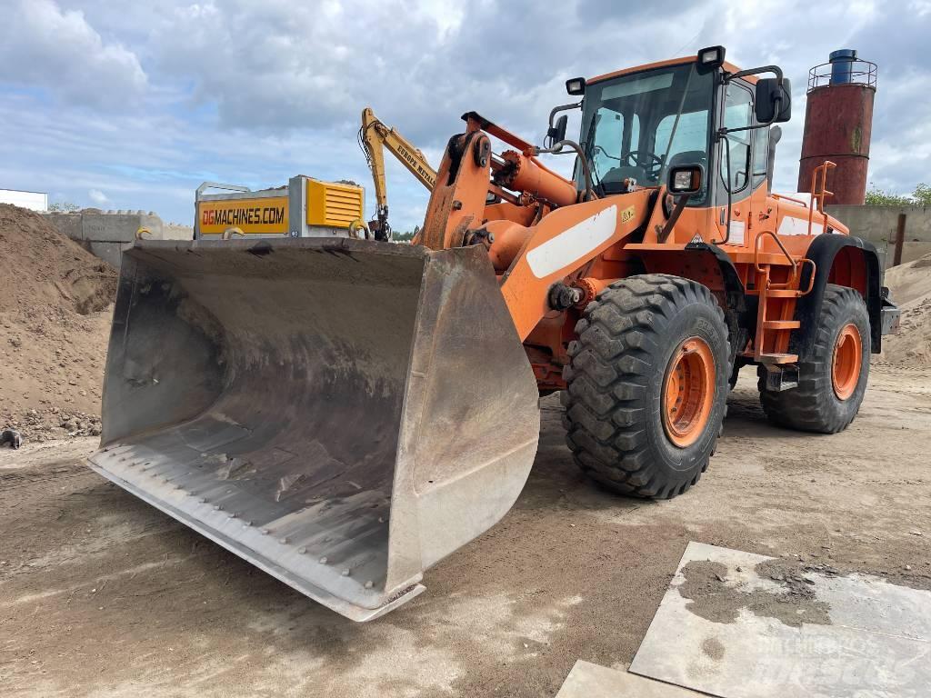 Doosan DL 350 Pyöräkuormaajat