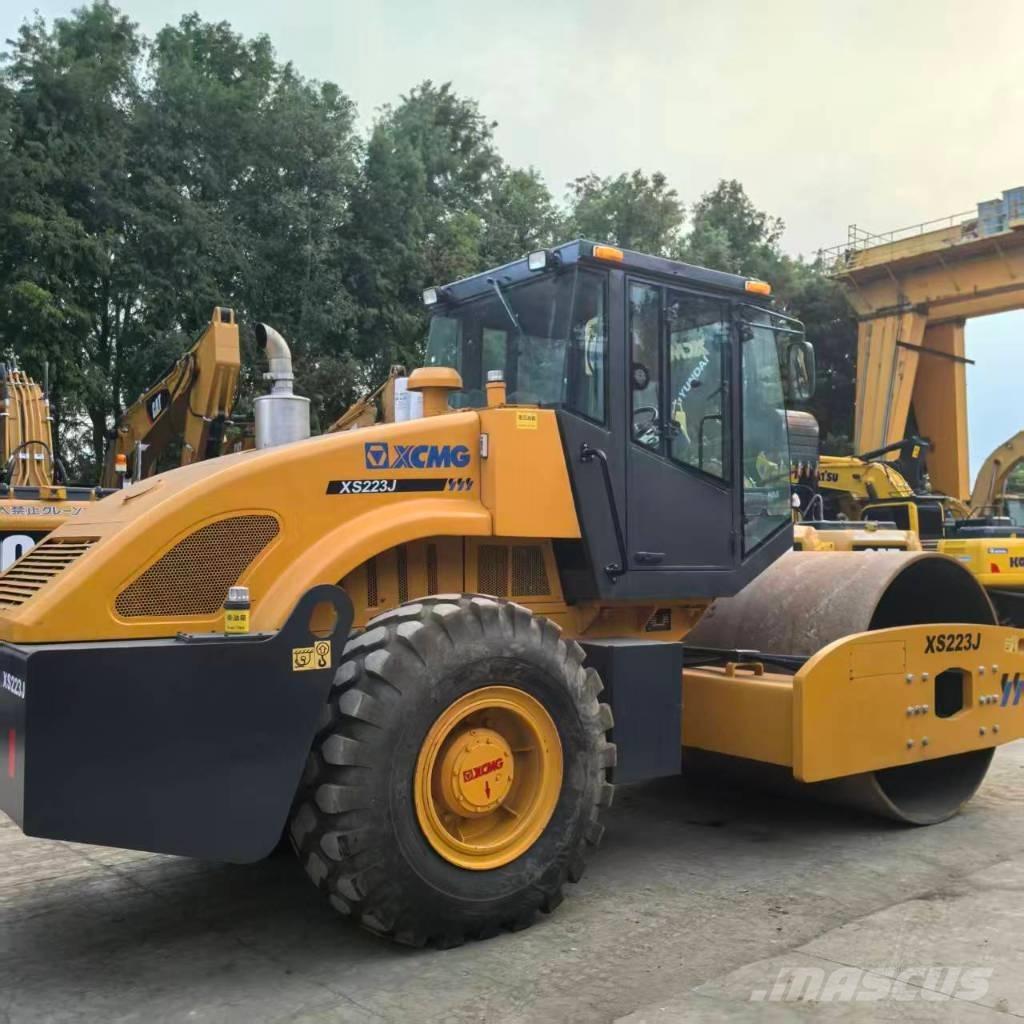 XCMG XS 223 J Yksivalssijyrät