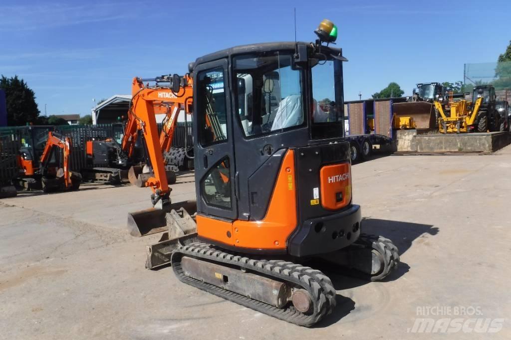 Hitachi ZX 33 U-5A Minikaivukoneet < 7t