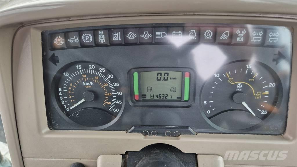 John Deere 6320 SE Traktorit