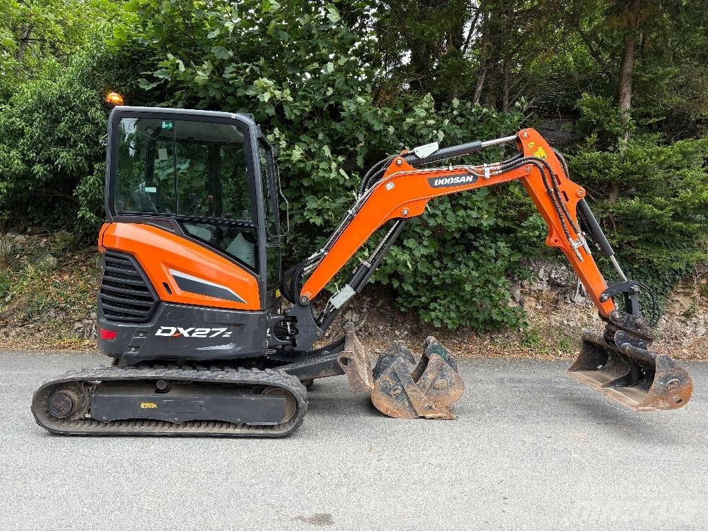 Doosan DX 27 Z Minikaivukoneet < 7t