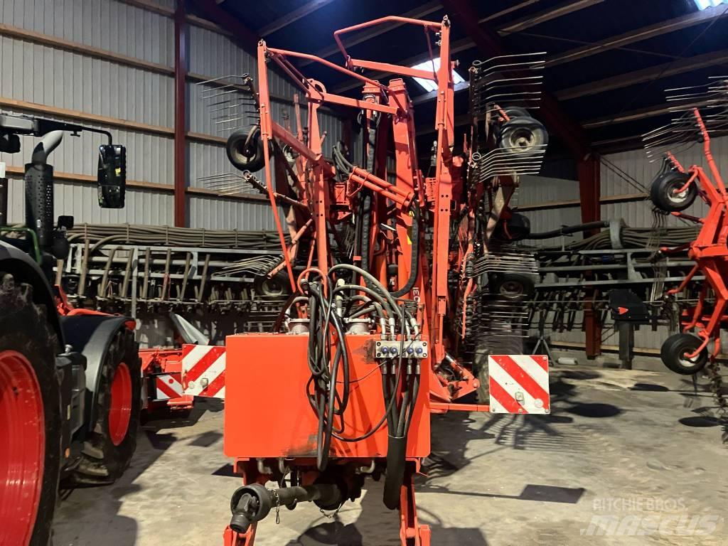 Kuhn GA 15031 Pöyhimet ja haravat