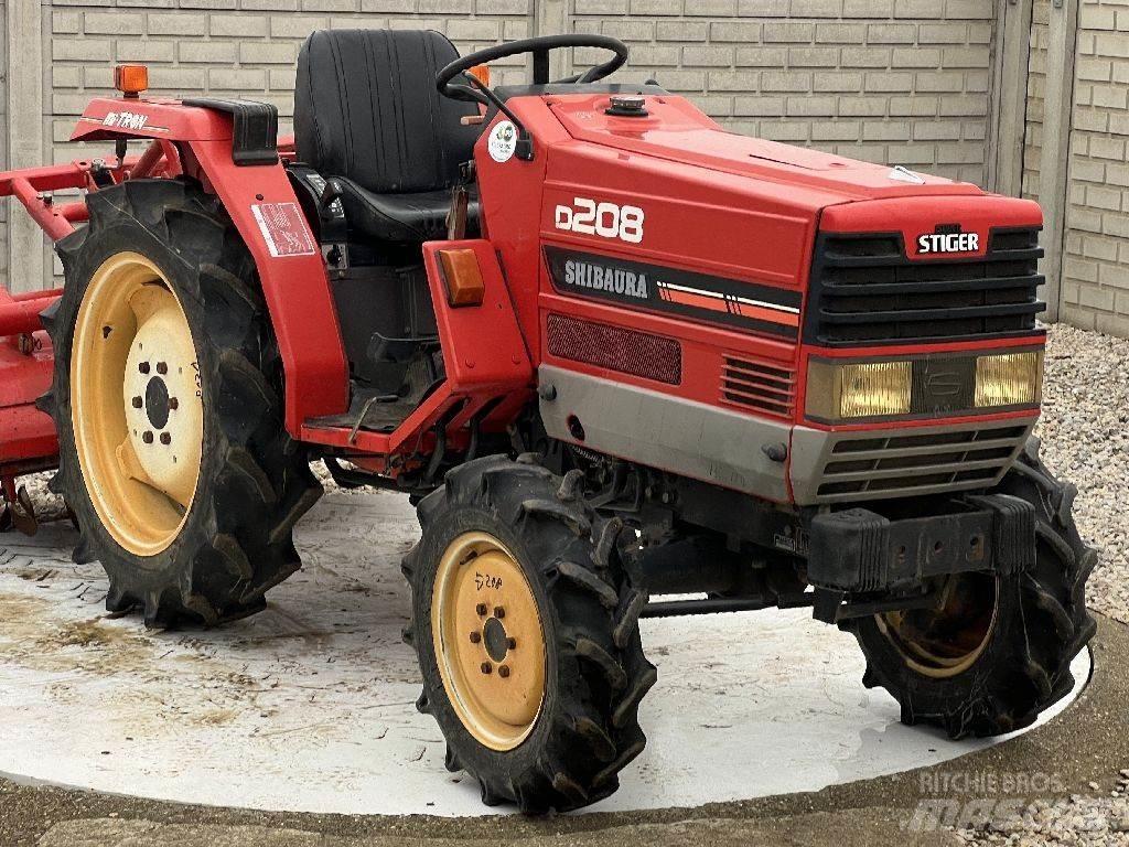 Shibaura D208 Traktorit
