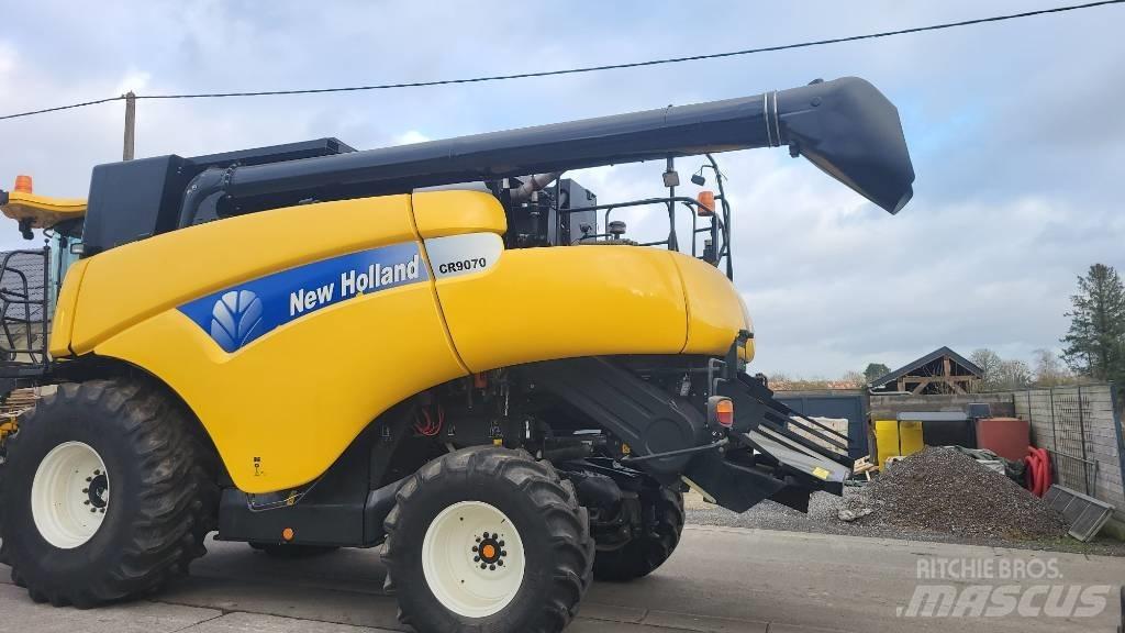New Holland CR9070 Leikkuupuimurit