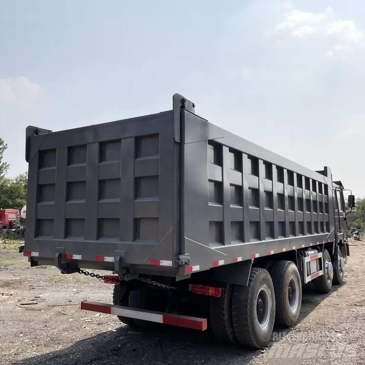 Shacman F3000 8X4 Sora- ja kippiautot