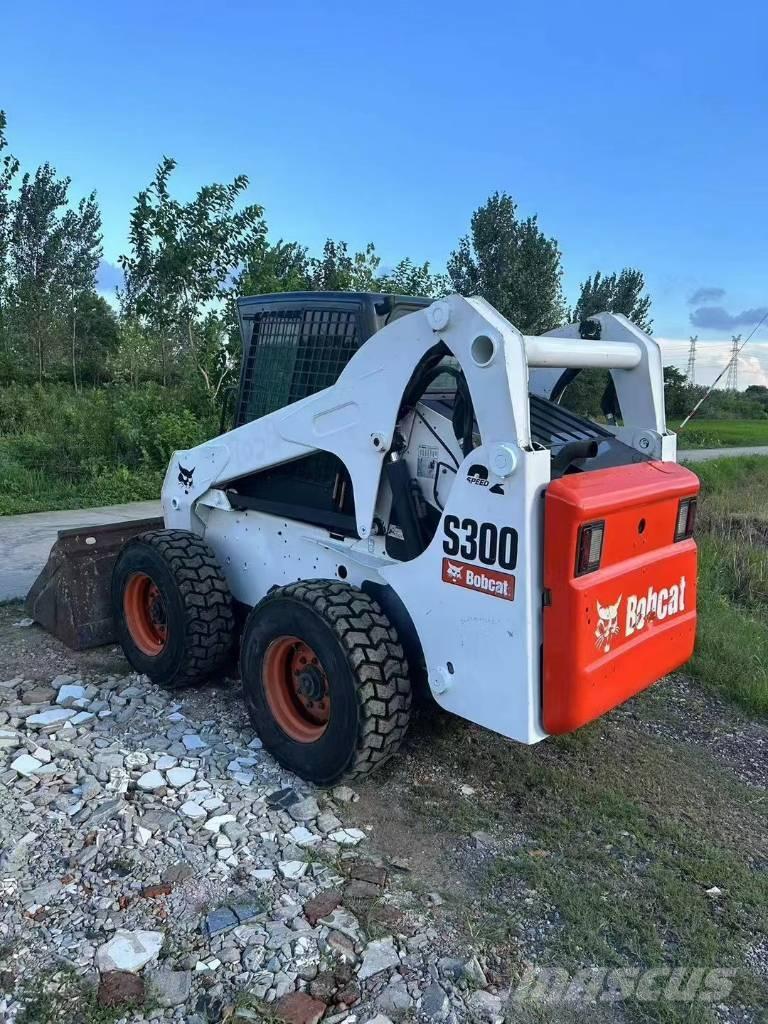 Bobcat S 300 Liukuohjatut kuormaajat