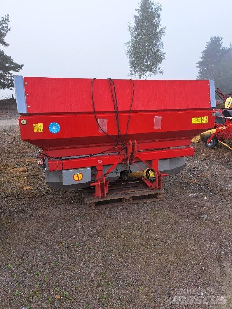 Kverneland exacta Tl Lannoitteenlevittimet